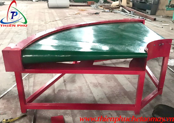 Băng tải cong giao nhận, vận chuyển, bưu phát
